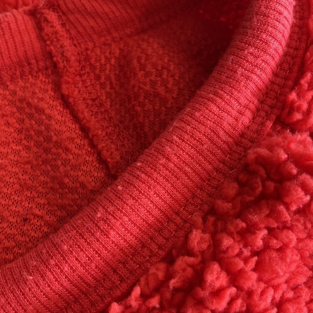 Disney Mickey Mouse medium top red fuzzy - Picture 10 of 11